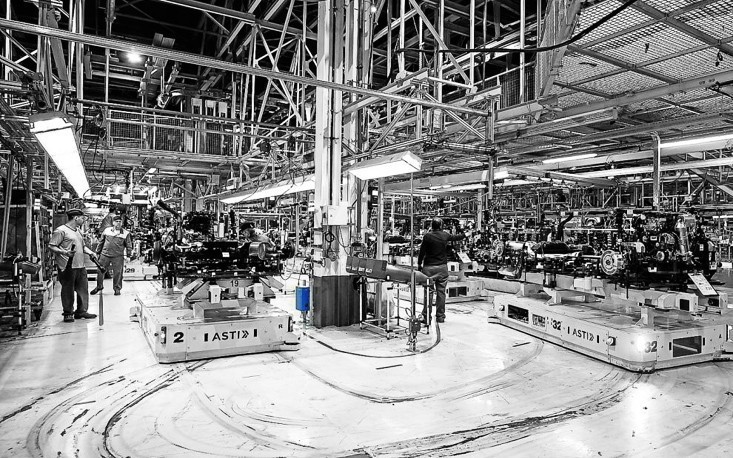 asti_produktion_anwendung_application ASTI Automobile Produktion - induktives aufladen