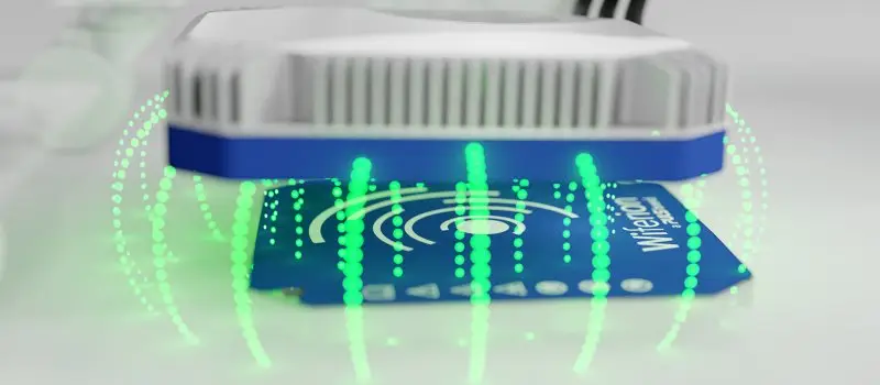 wiferion wireless charging cw1000 amr charging process safe compact