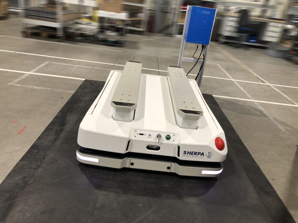 sherpa kooperiert mit wiferion für induktives laden Sherpa Mobile Robotics kooperiert mit Wiferion